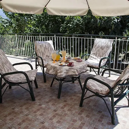 Alcantara Bed & Breakfast Gaggi