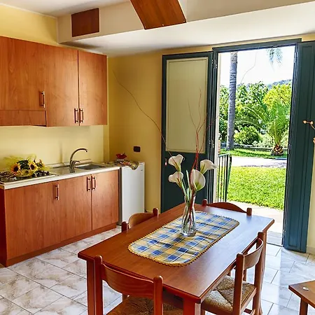 Alcantara Bed & Breakfast *